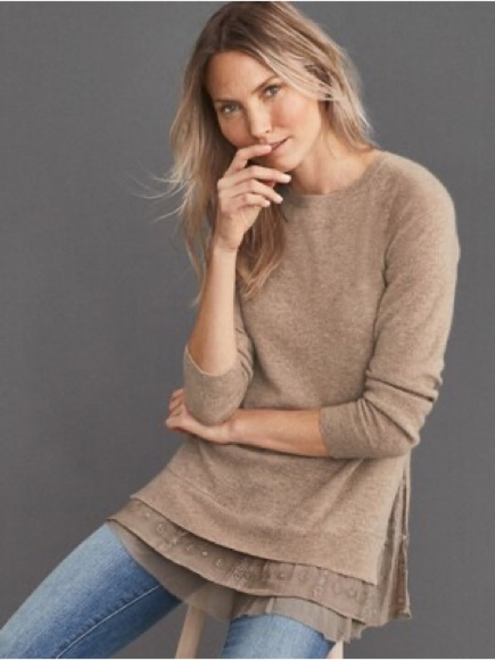 Garnet Hill Cream Lace Shirttail Cashmere Sweater Women’s Size Medium Luxe Chic